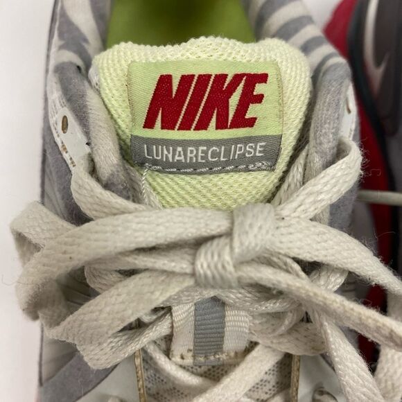 NIKE Women’s Lunar Eclipse Grey and‎ pink running shoes - Picture 4 of 7